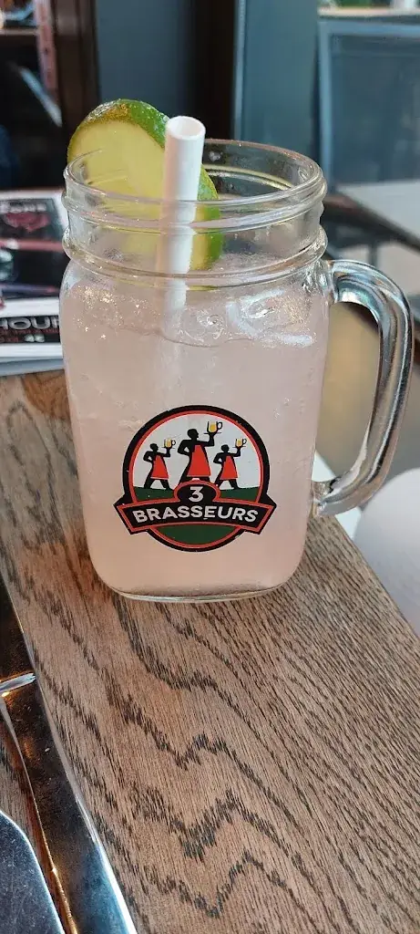 Norman Watson_3 Brasseurs Englos_Englos_review