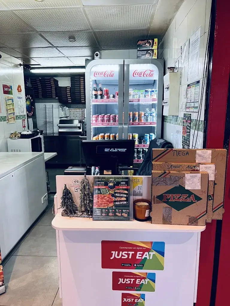 Planet pizza Clairoix Restaurant in Clairoix