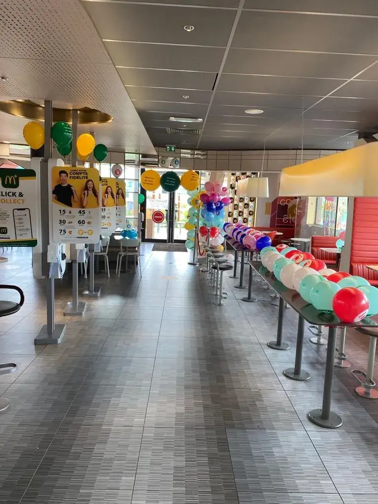 McDonald's Restaurant in Clairoix