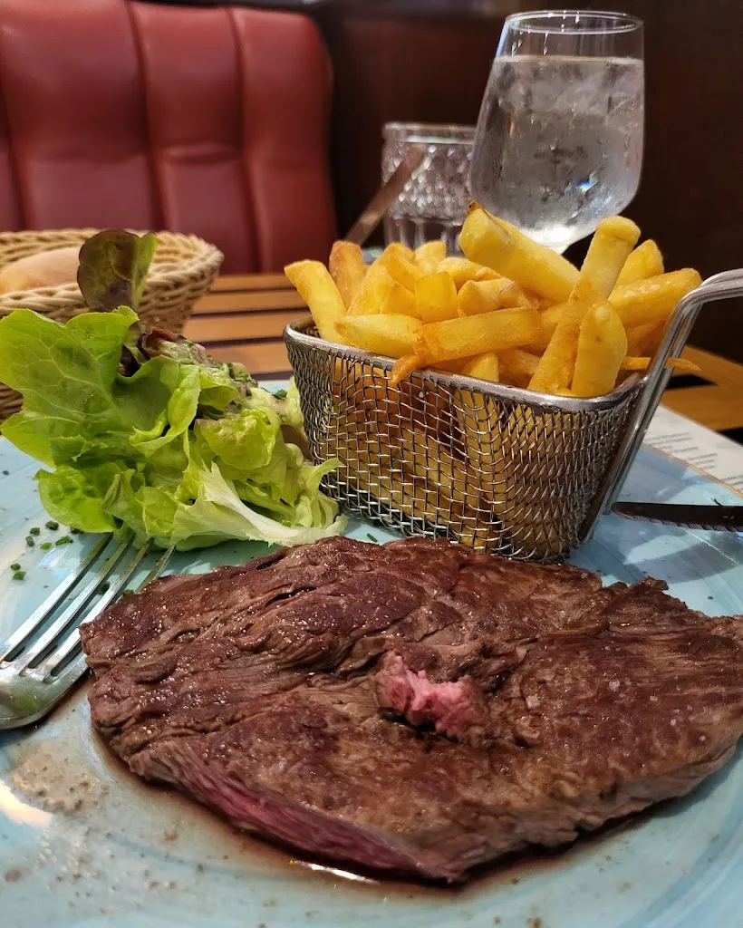 Tiffany Dahlberg_La Brasserie Parisienne_Compiègne_review