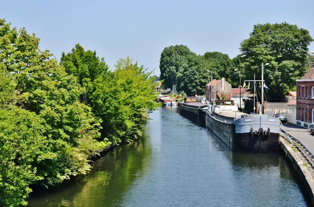 Les 4 Canaux - Salles de réception_Courchelettes_slider_image_1