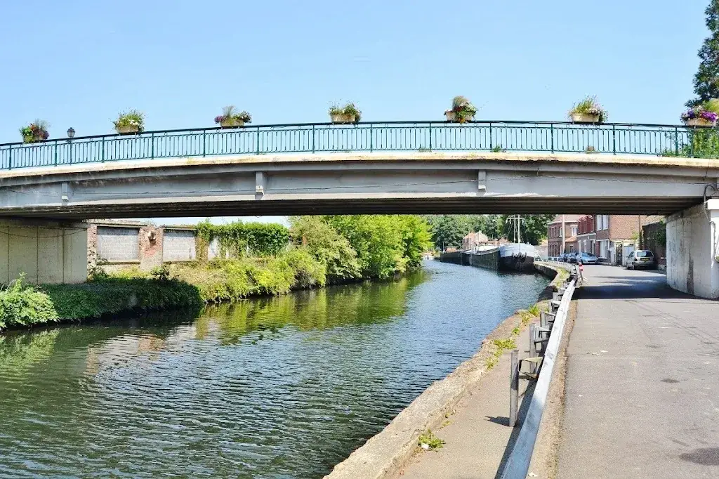 Les 4 Canaux - Salles de réception_Courchelettes_slider_image_3