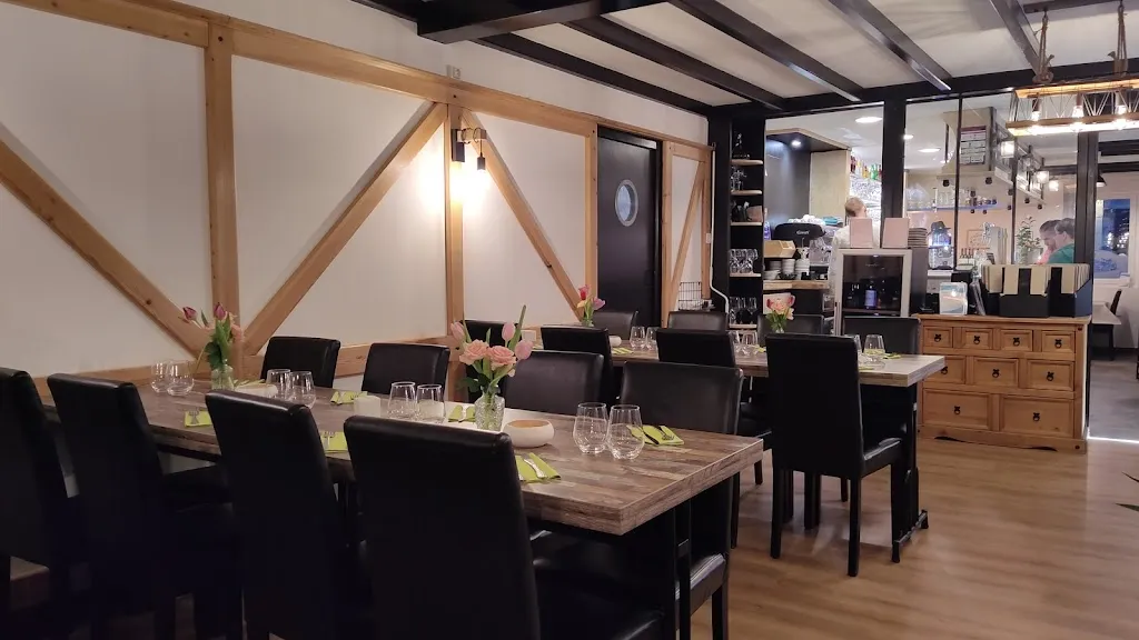 Au Train d'Enfer restaurant in Coulogne