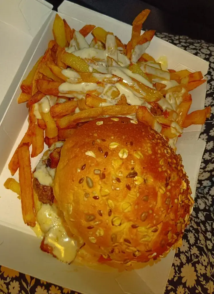 Maeve Quiron_Chez LN & Mat Food truck_Coulogne_review