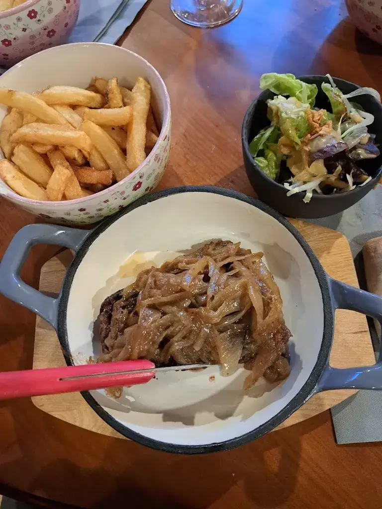 Luxtos 98_Chez Flau_Coutiches_review