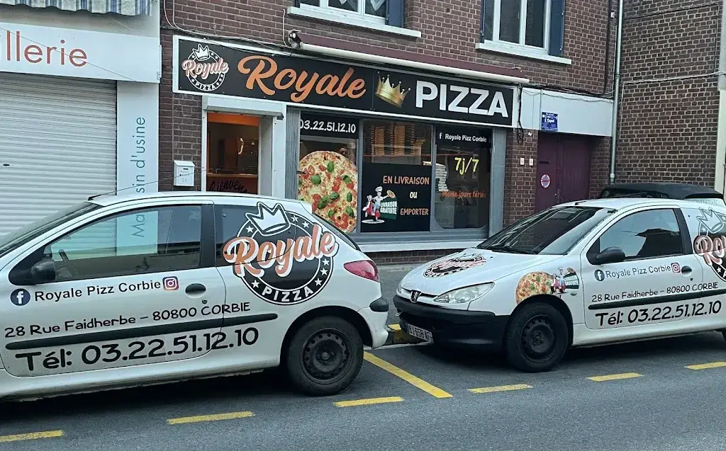 Royal Pizza_Corbie_slider_image_3