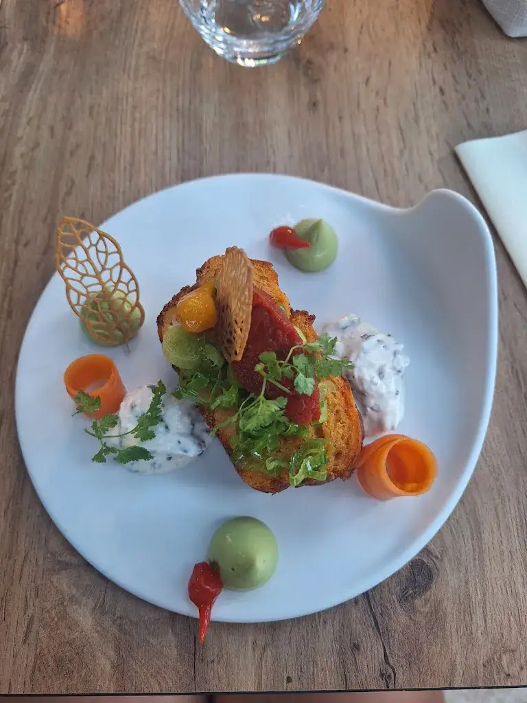 Elodie Ortonio_Le Poivre d'Ane_Coux_review