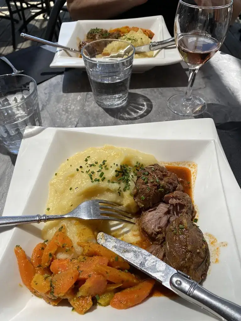 michelle grayshon_LA TABLE DE ROSE_Gilly-sur-Isère_review