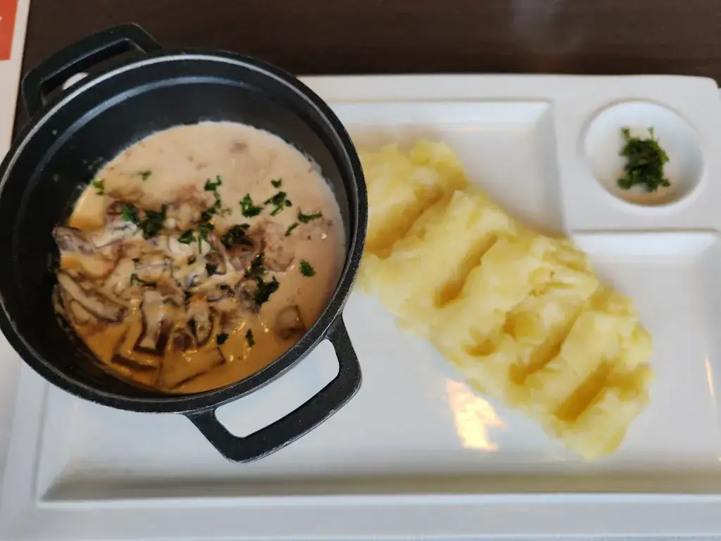 Véronique Girard_Le Relais Du Valois_Crépy-en-Valois_review