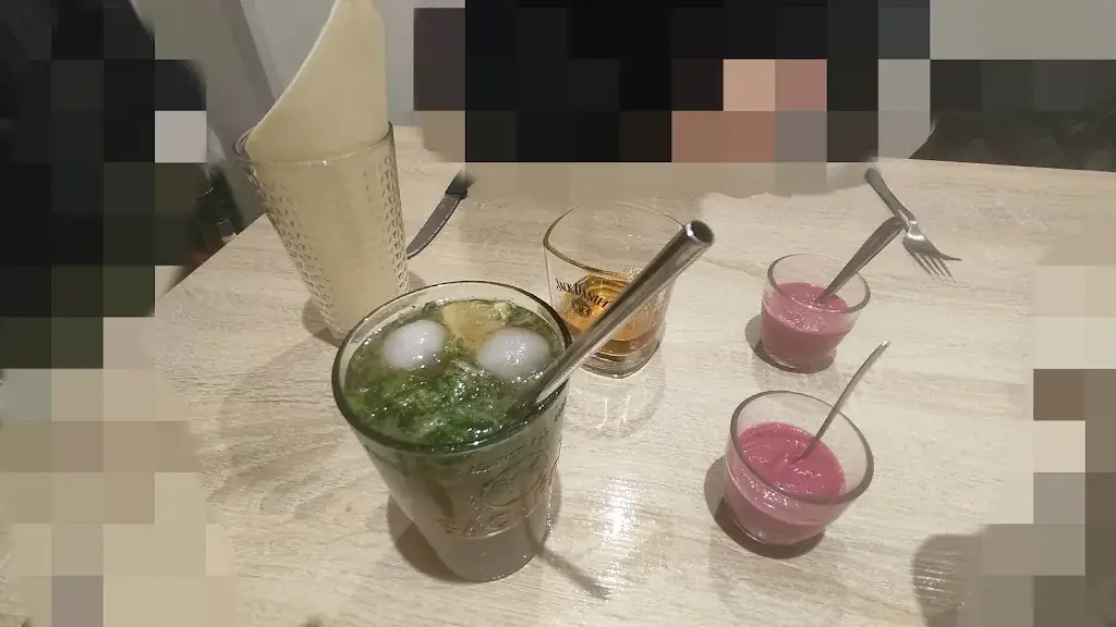 Ella Ellea_O Bienvenu Restaurant Traditionnel._Crécy-sur-Serre_recensione