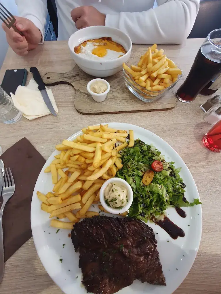 O Bienvenu Restaurant Traditionnel._Crécy-sur-Serre_slider_image_2