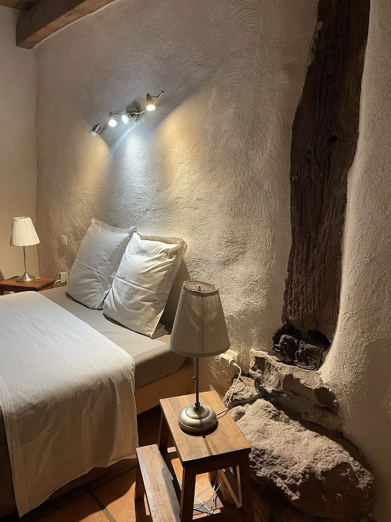 sindy thelinge_La Grange_Coutouvre_review