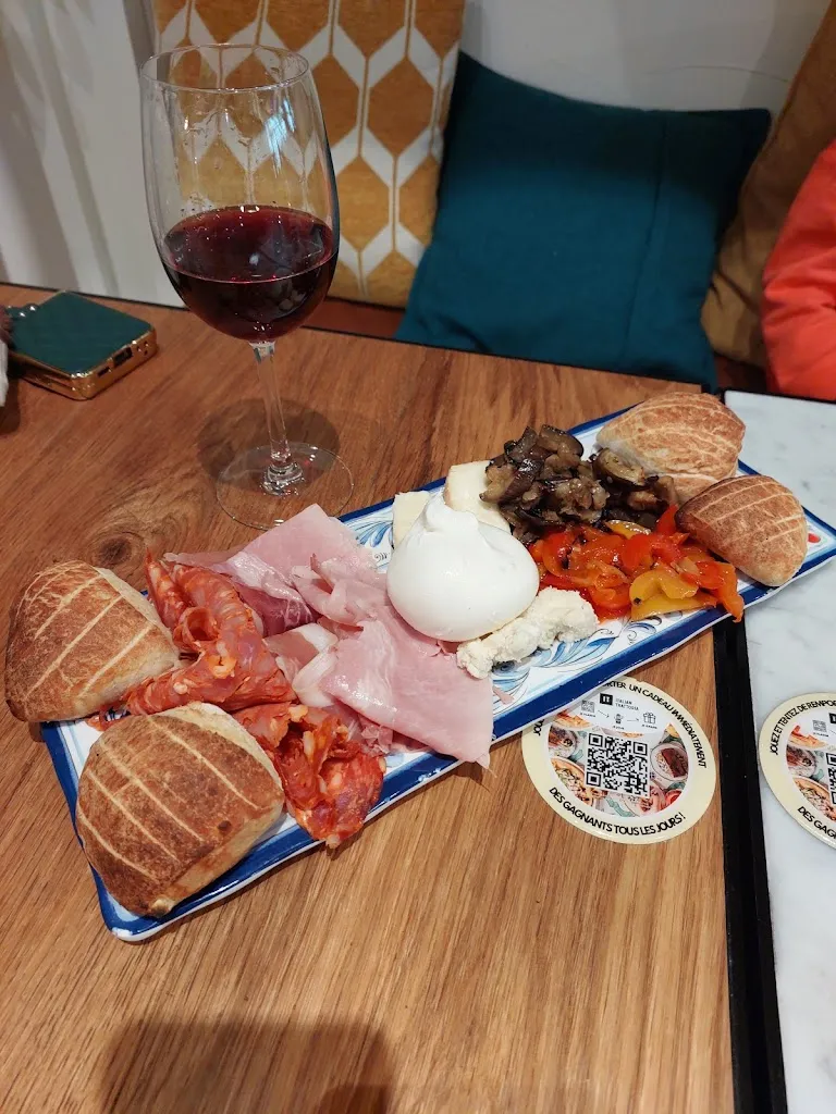 Atthapong Watthammawut_IT - Italian Trattoria Cité Europe_Coquelles_review