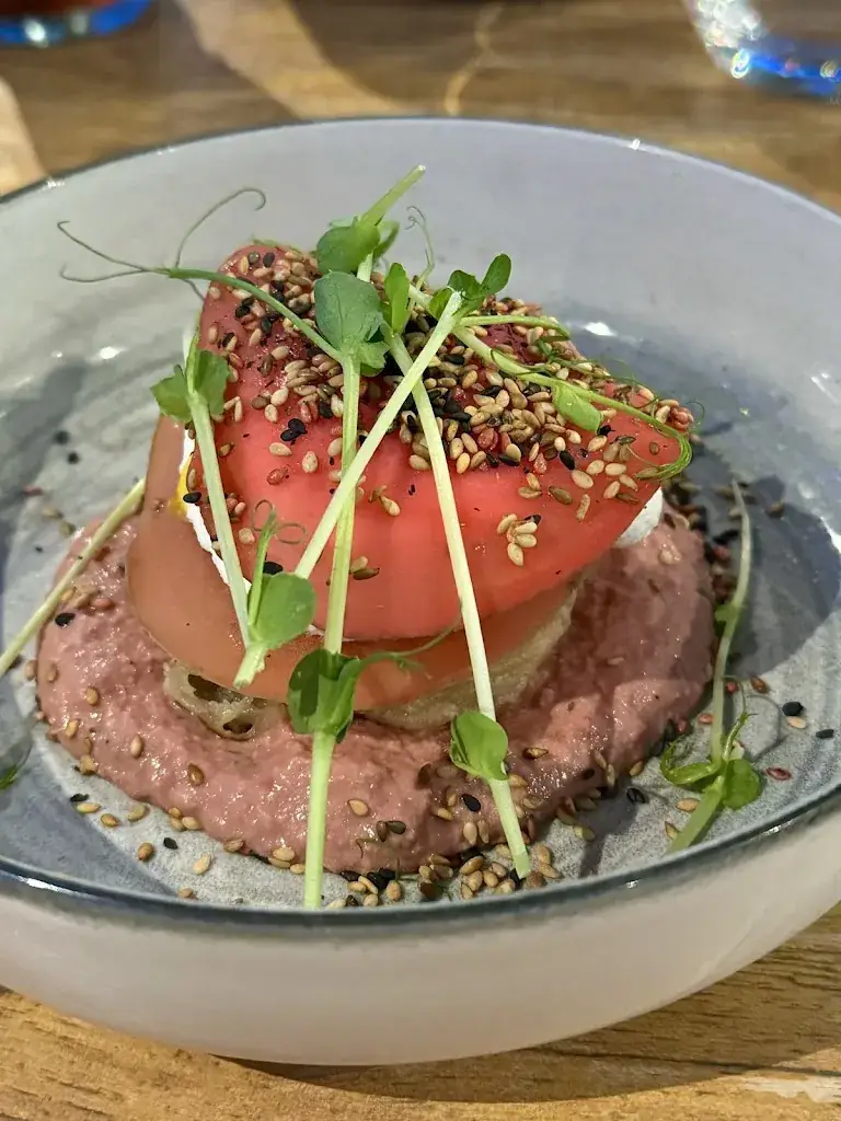 Abdulkader M.A_La Tablée_Peuplingues_review