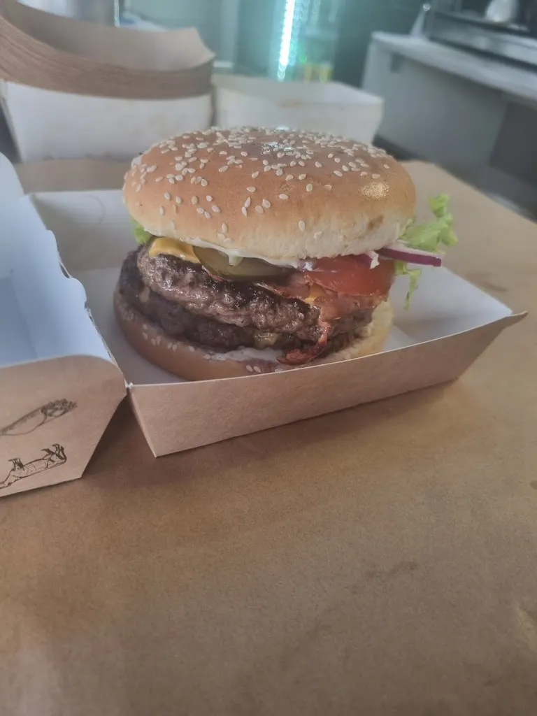 Friterie chez steph & jo_Croisilles_slider_image_3