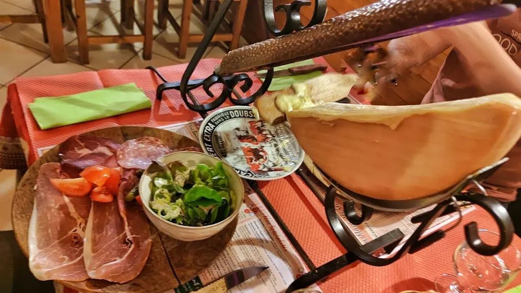 Daisy Jane_La Marmotte Gourmande_Roanne_review