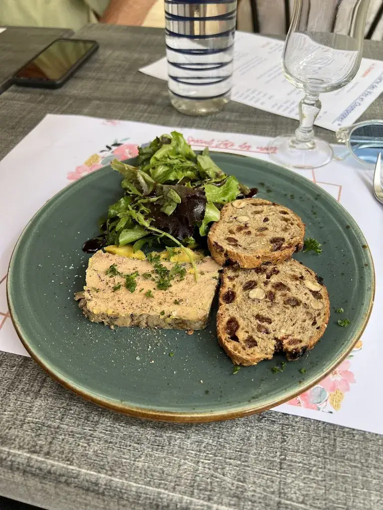 CRNTN._Restaurant Le Cabestan_Couzon-au-Mont-d'Or_review