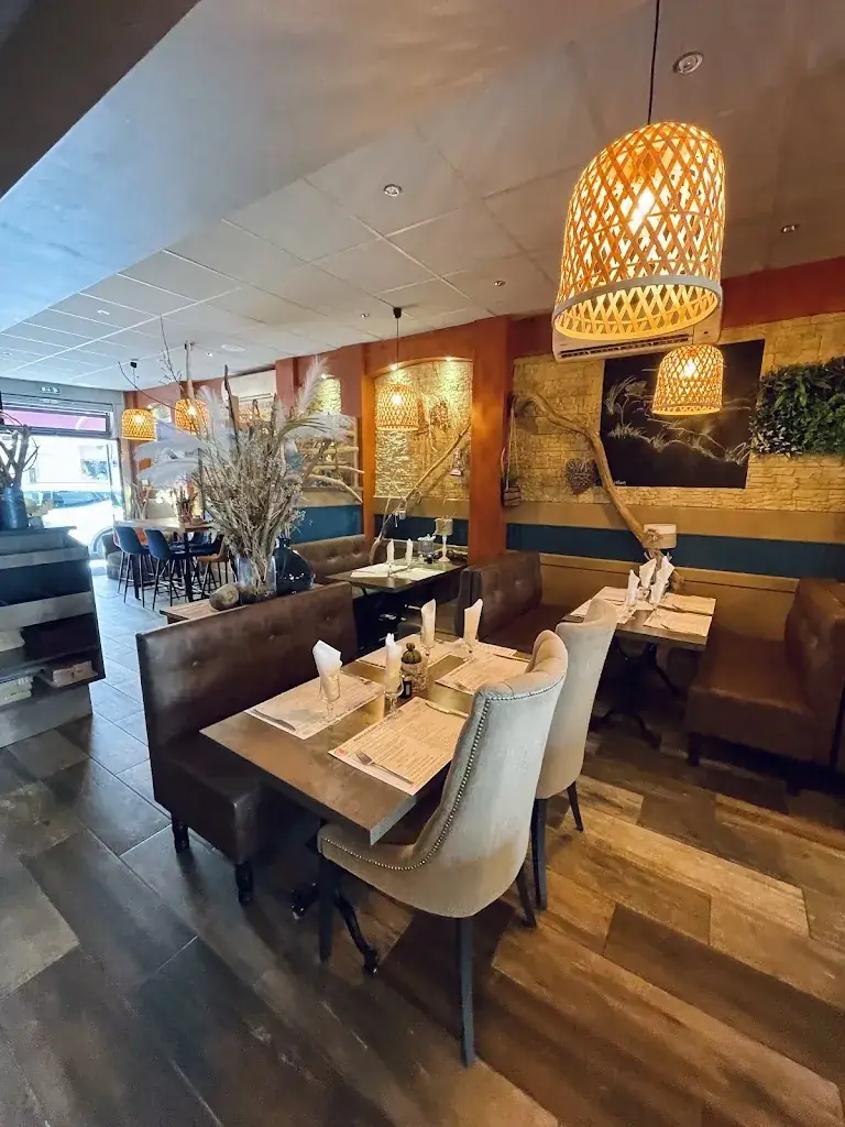 Restaurant Le Cabestan_Couzon-au-Mont-d'Or_slider_image_2