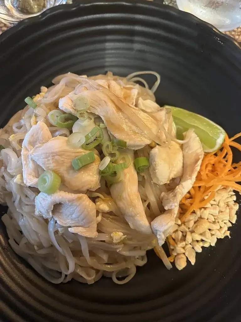 Coralie Teixeira Branda_L’Asiane - Creil_Creil_recensione