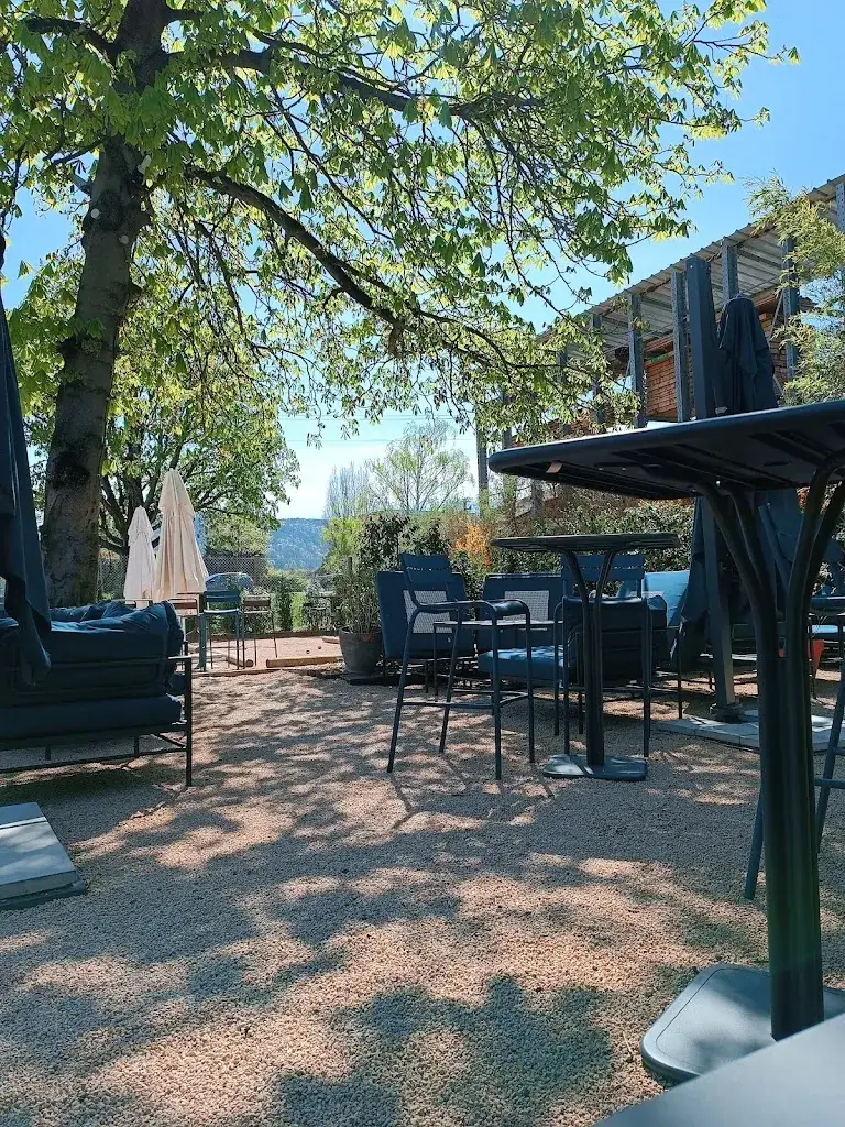 Cicou 349_Le Club by HG_Couzon-au-Mont-d'Or_review