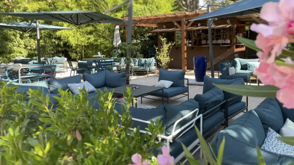 Le Club by HG restaurante en Couzon-au-Mont-d'Or