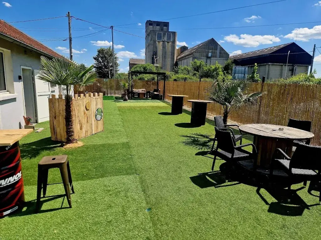 Gorilla Bar lounge_Crouy_slider_image_3