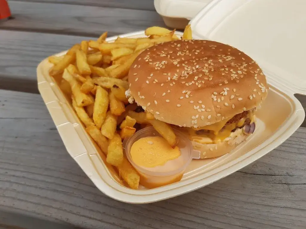 Friterie Chez Gaëlle restaurant in Crouy