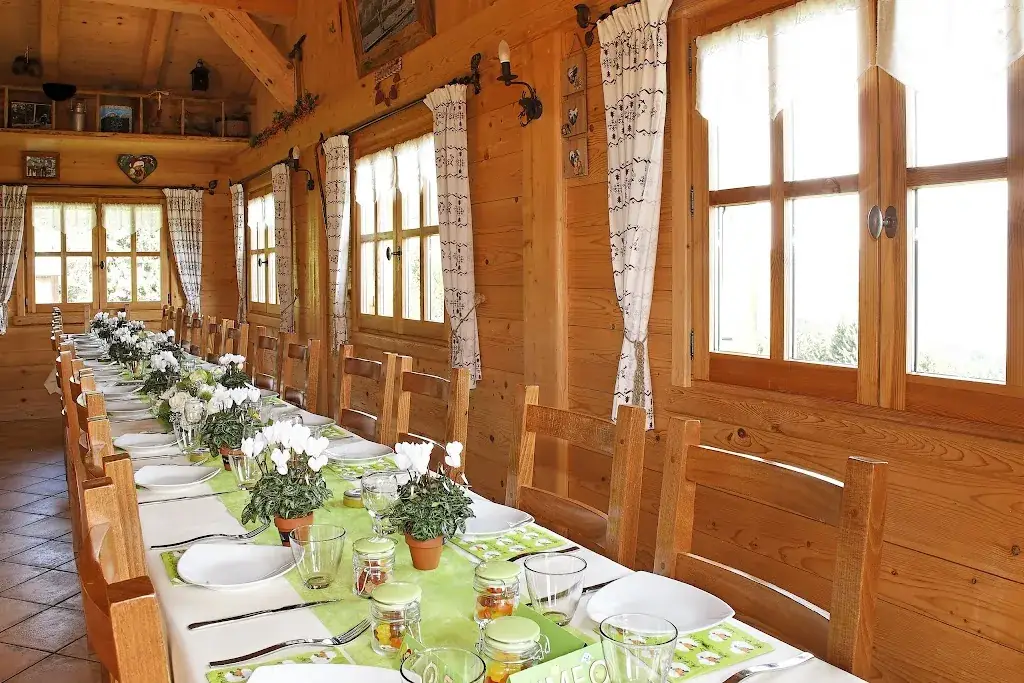 Chez Mireille, Le Darbelin restaurant in Cordon