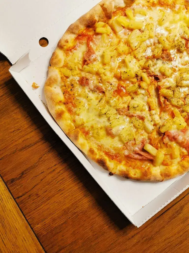 Menu_Pizza Factory - Your favourite pizza shop_Vuadens_image_7