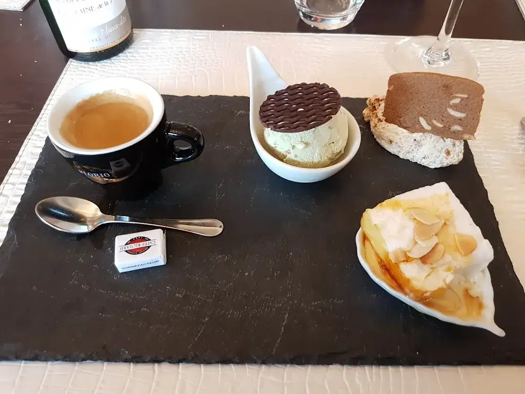 Menu_Auberge des Roloirs_Deûlémont_image_7