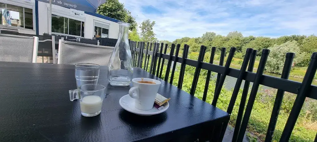 Au Maxélo restaurant in Deûlémont