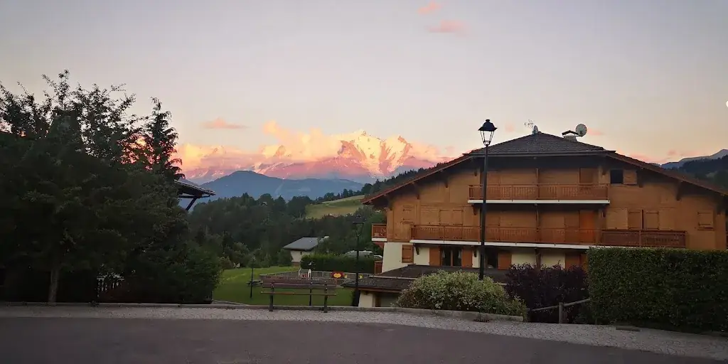 Le Petit Châlet_Cordon_slider_image_3