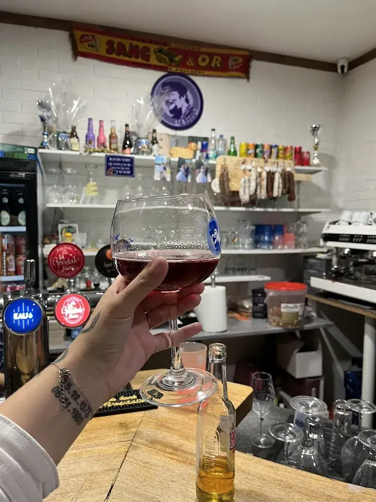 Clara Seuron_Domaine de la Biette_Divion_review