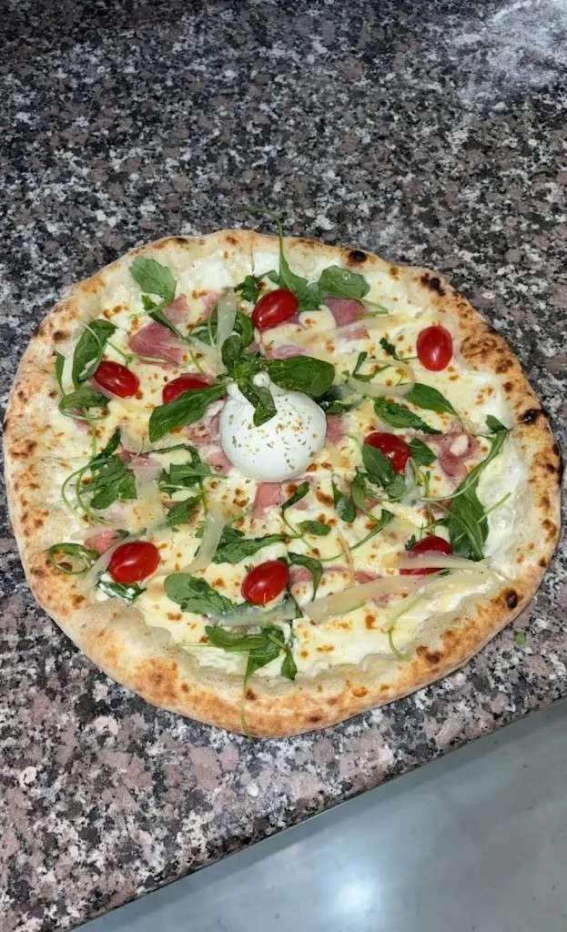 Eyoub BOUAZZA_L’instant_Hénin-Beaumont_recensione