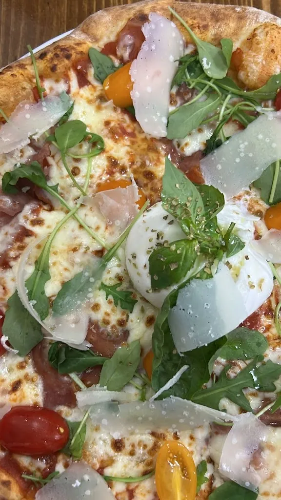 Oumayma Tourabi_L’instant_Hénin-Beaumont_recensione