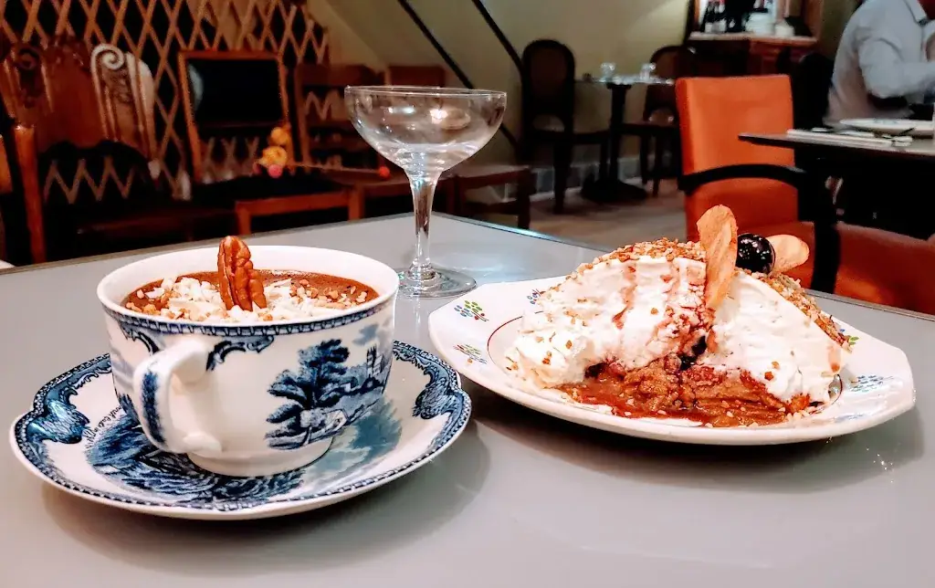 Querelle_Amiens_slider_image_2