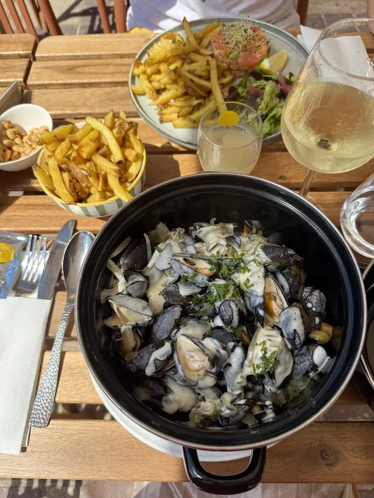 Amandine Crampon_La cabane d’Edmond_Cucq_review