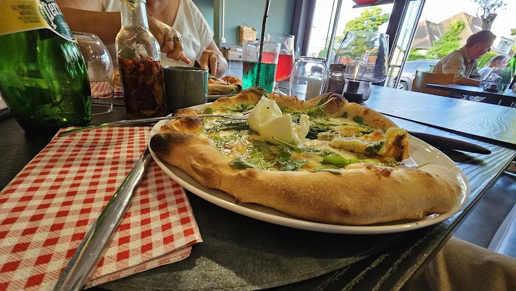 Resto Pizzeria Chez Rémi_Cucq_slider_image_2