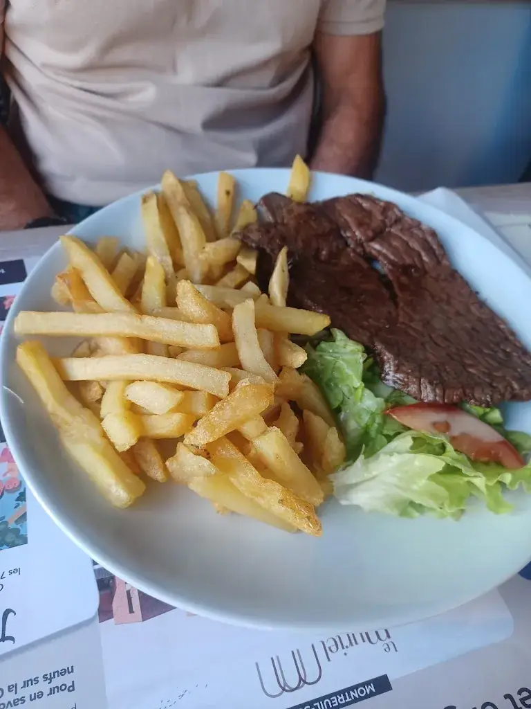 Amand ine_Brasserie Le Stella Plage_Cucq_review