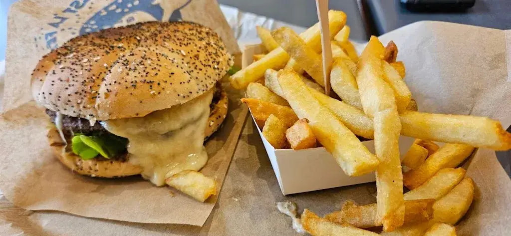 Menu_Friterie Adresse 1752 street 🍟🍔_Cucq_image_5