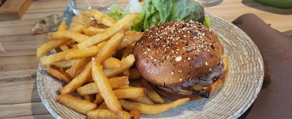 Gi Um_Le Gaspard_Doullens_review