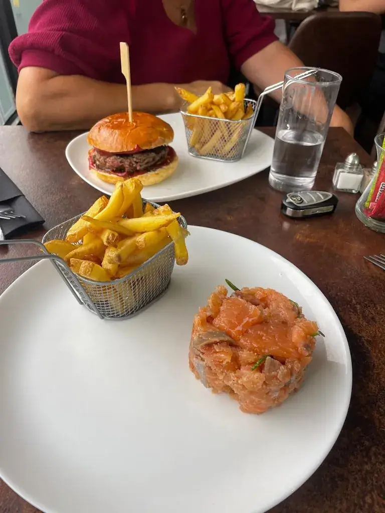 Christine lagatie_Le Commerce - Restaurant et Bar_Doullens_review