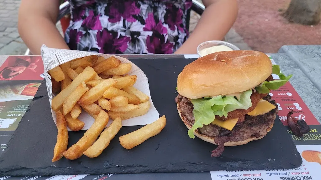 CHEZ AMANDINE DOULLENS_Doullens_slider_image_2