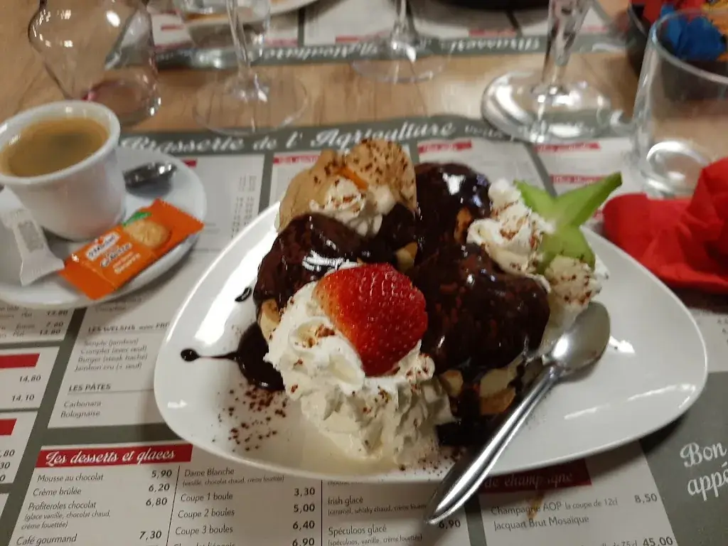 Brasserie de l'Agriculture_Desvres_slider_image_3