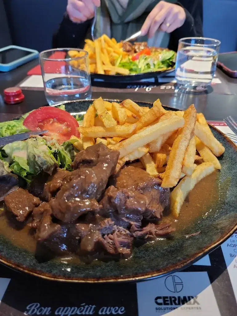 Chez Jules_Desvres_slider_image_2