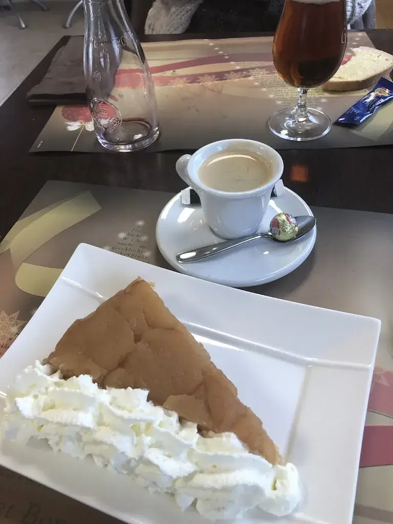 L'auberge Du Cheval Blanc_Brunembert_slider_image_2