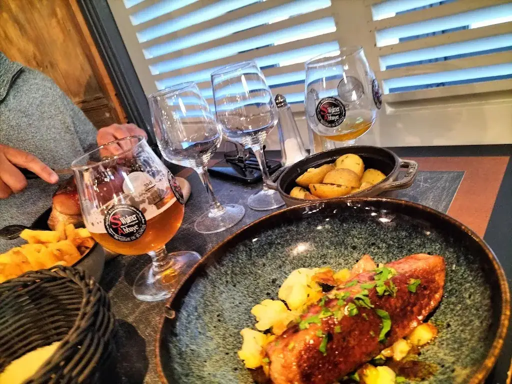 Alan Hall_Le Clos des Brasseurs_Samer_review