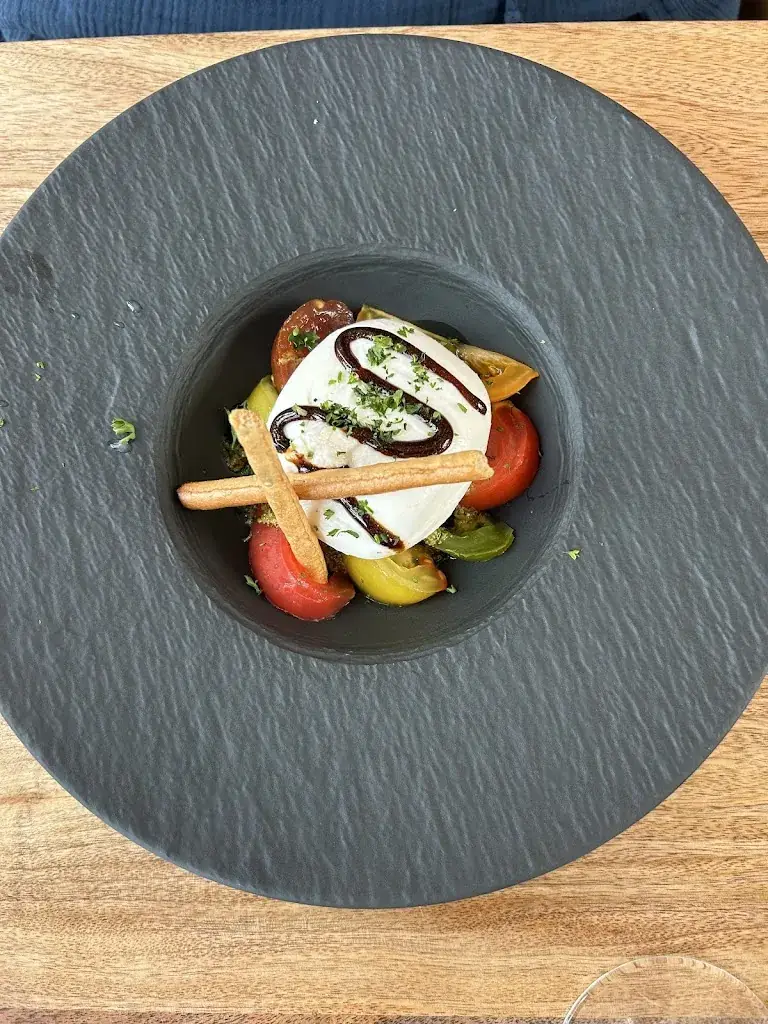 Hugo Plancot_La Table de Marius_Samer_review