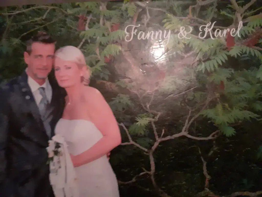 Fanny Wouters_A La Suite_Escaudœuvres_review