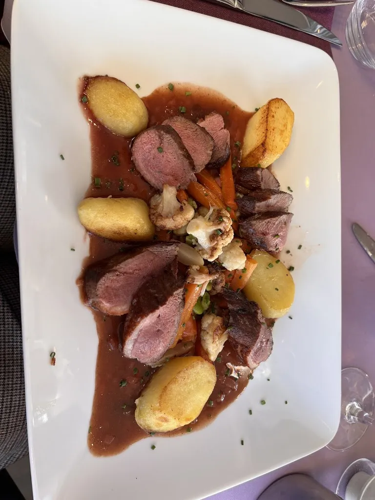 Laura Mills_Comme Vous Voulez_Dunkerque_review